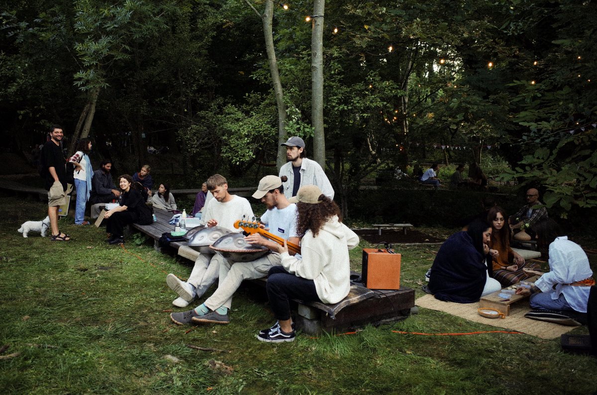 OMEA evening gathering in the forest